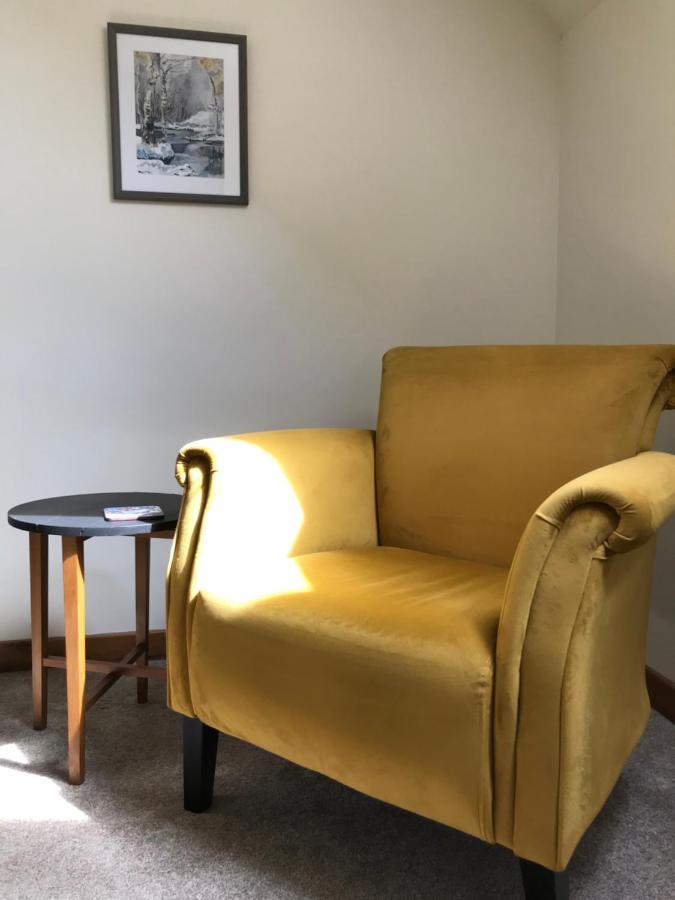 Cornerstone Hotel Малейг Екстериор снимка